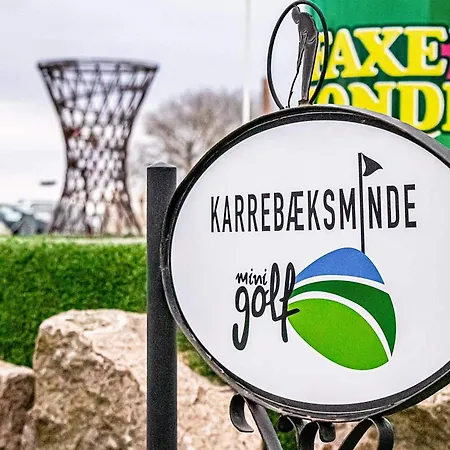 6 Person On A In Karreb Ksminde * Karrebaeksminde